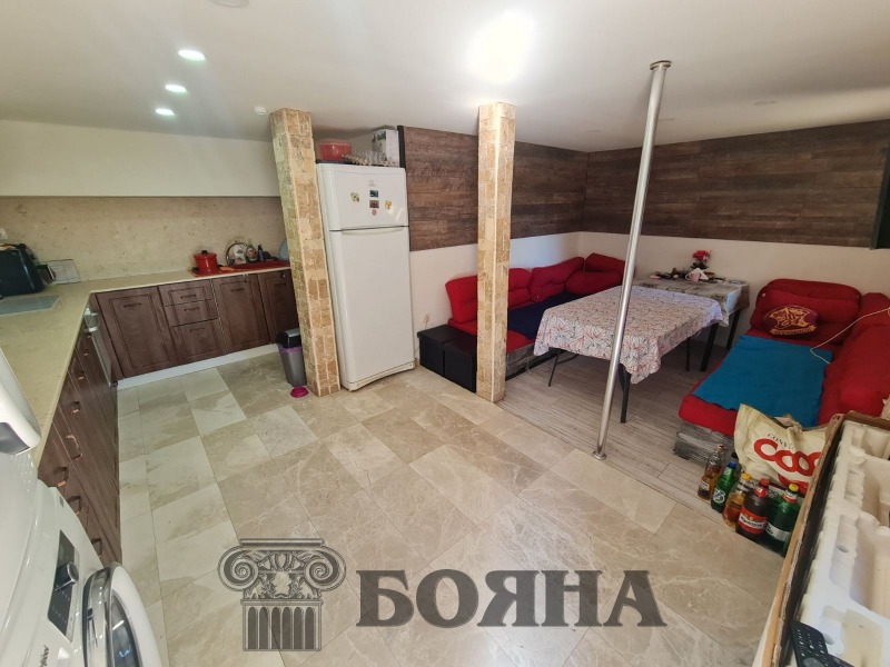 Продава КЪЩА, с. Червена вода, област Русе, снимка 7 - Къщи - 47547298