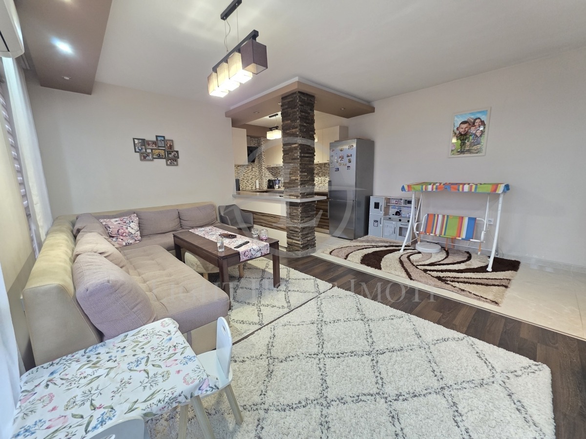 Продава 3-СТАЕН, гр. Пловдив, Христо Смирненски, снимка 2 - Апартаменти - 54619535