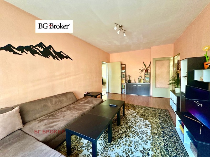 Продава 3-СТАЕН, гр. София, Младост 3, снимка 2 - Апартаменти - 52545504