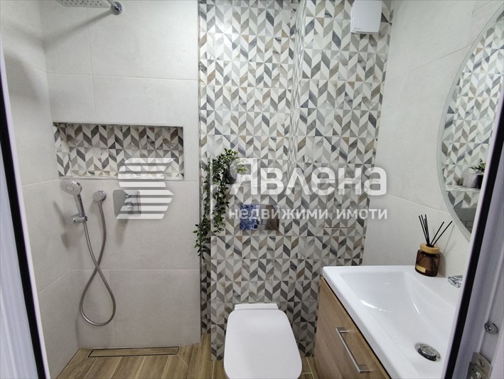 Продава 3-СТАЕН, гр. Варна, Владислав Варненчик 1