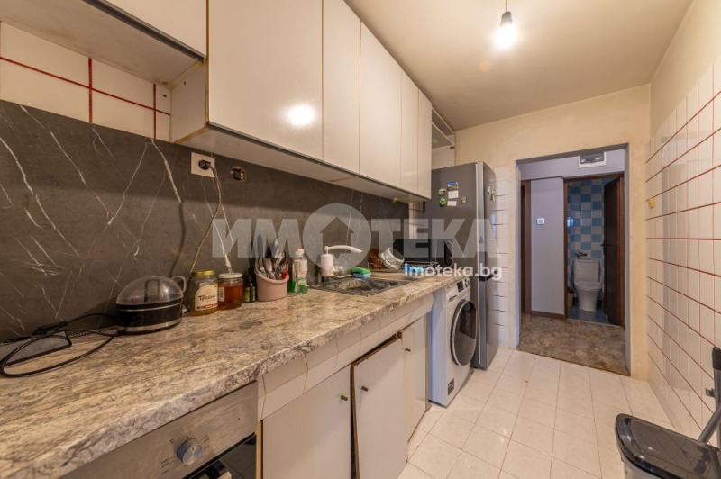 Продава МНОГОСТАЕН, гр. Варна, Левски 1, снимка 12 - Апартаменти - 53178189