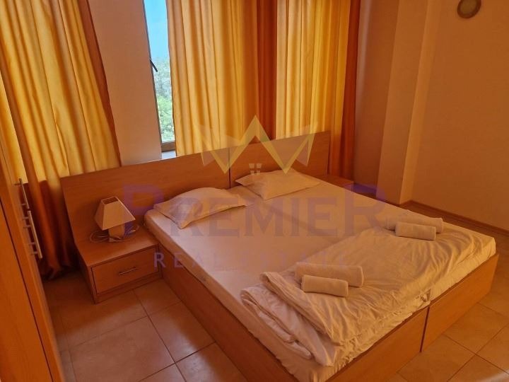 Продава КЪЩА, гр. Бяла, област Варна, снимка 9 - Къщи - 53249603