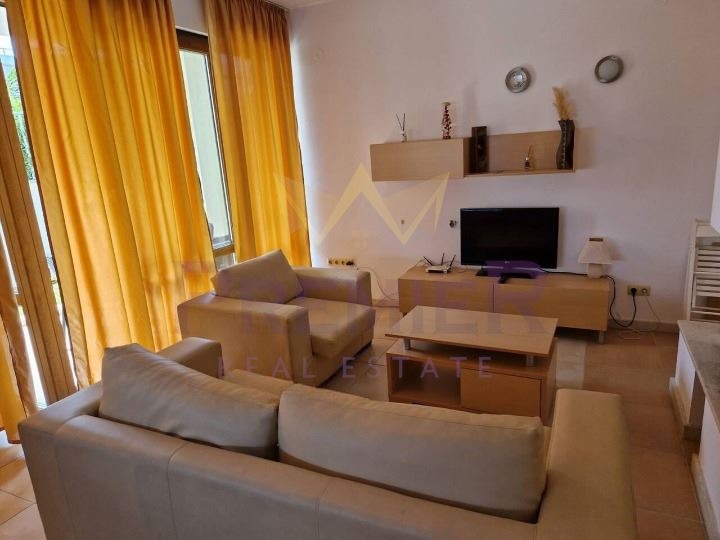 Продава КЪЩА, гр. Бяла, област Варна, снимка 2 - Къщи - 53249603