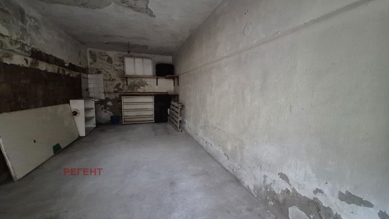 Продава ГАРАЖ, ПАРКОМЯСТО, гр. Габрово, Младост, снимка 2 - Гаражи и паркоместа - 53258003