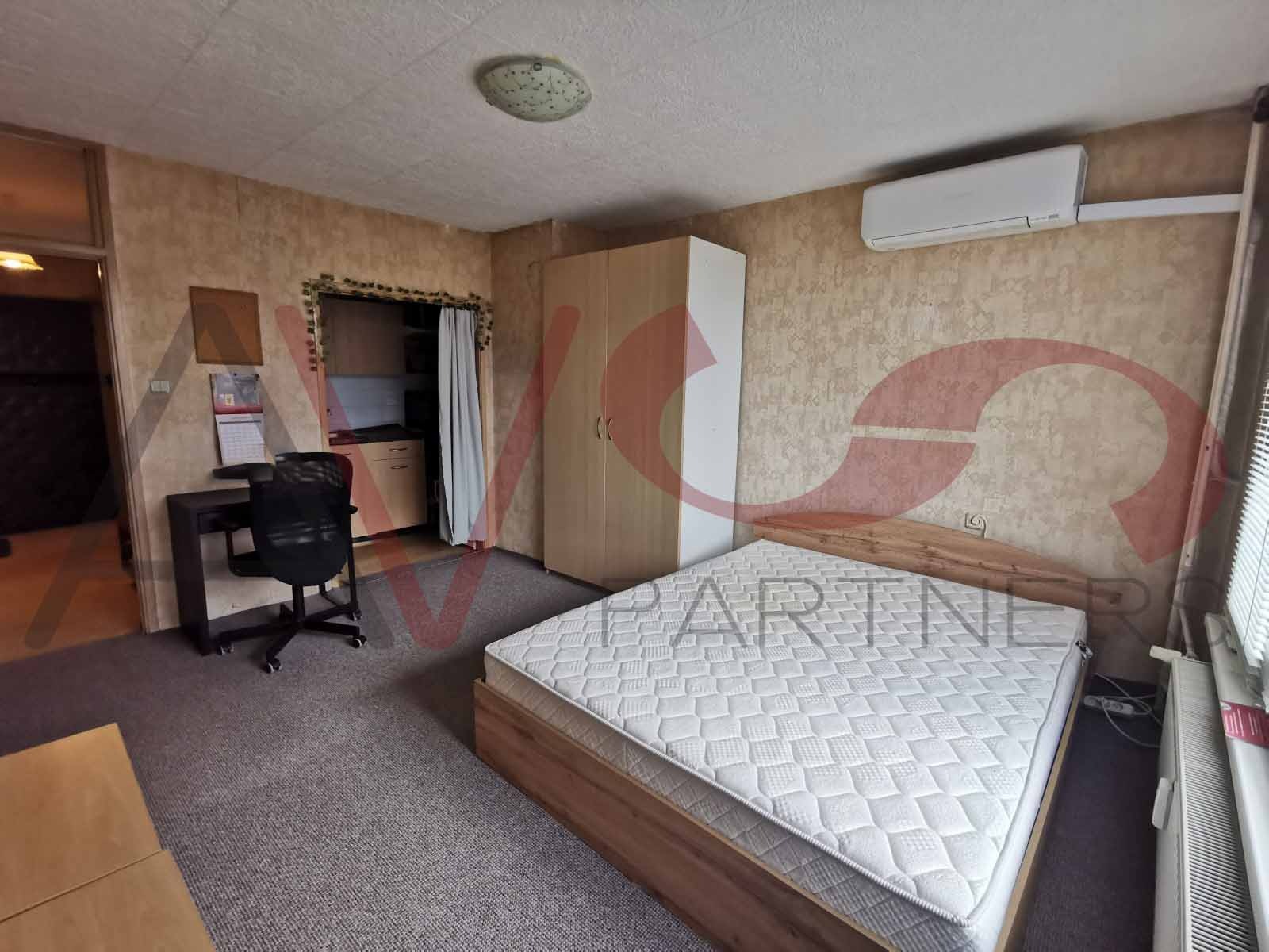 Продава 1-СТАЕН, гр. София, Сухата река