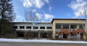Продажба на имоти в с. Соколово, област Габрово - изображение 7 