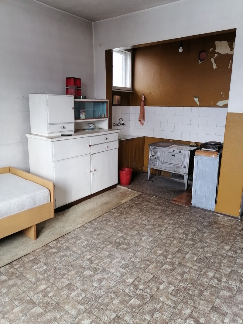 De vânzare  1 dormitor Pernic , Mogilicie , 60 mp | 88168997 - imagine [2]