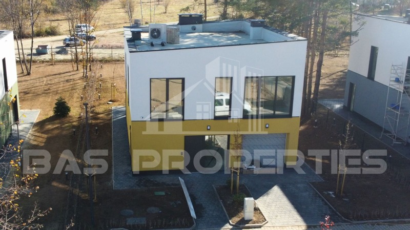 Продава  Къща област София , с. Вакарел , 219 кв.м | 59440832 - изображение [5]