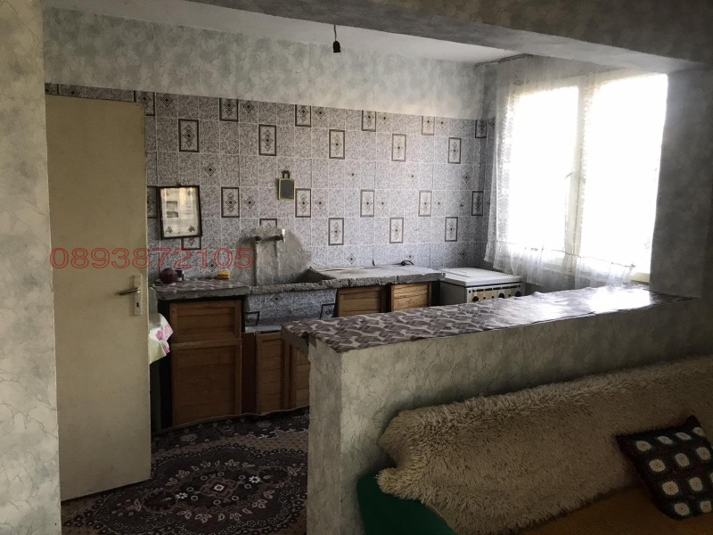 Till salu  Hus region Yambol , Okop , 215 kvm | 91053577 - bild [5]