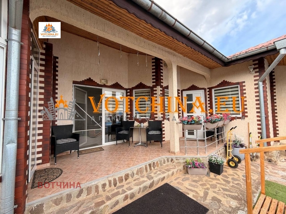 Продава КЪЩА, с. Соколово, област Добрич, снимка 2 - Къщи - 56123460