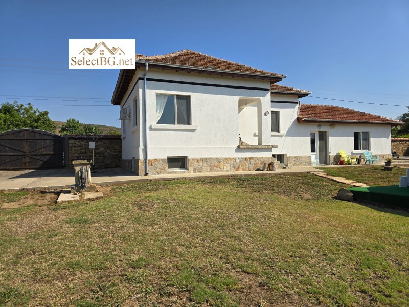 Продава КЪЩА в област Велико Търново, с. Лесичери - 150 кв.м / 117 000 € » 228 832.11 лв., СЕЛЕКТ БГ