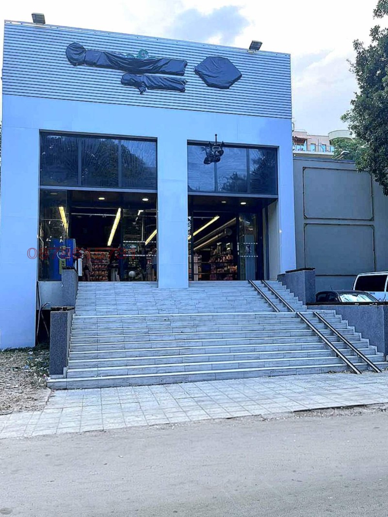 Продава МАГАЗИН в град Варна, к.к. Златни пясъци - 505 кв.м / 900 000 € » 1 760 247.00 лв.