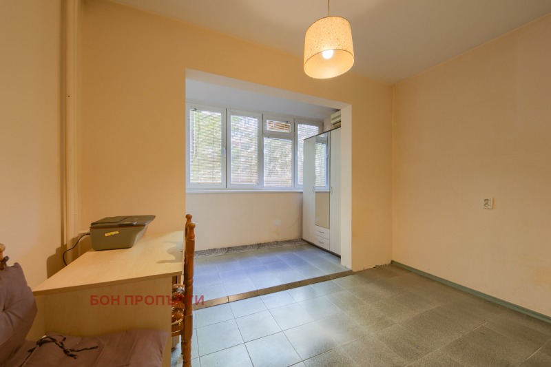 Продава 3-СТАЕН, гр. София, Сухата река, снимка 6 - Апартаменти - 53332081