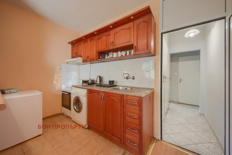 Продава 3-СТАЕН, гр. София, Сухата река, снимка 3 - Апартаменти - 53332081