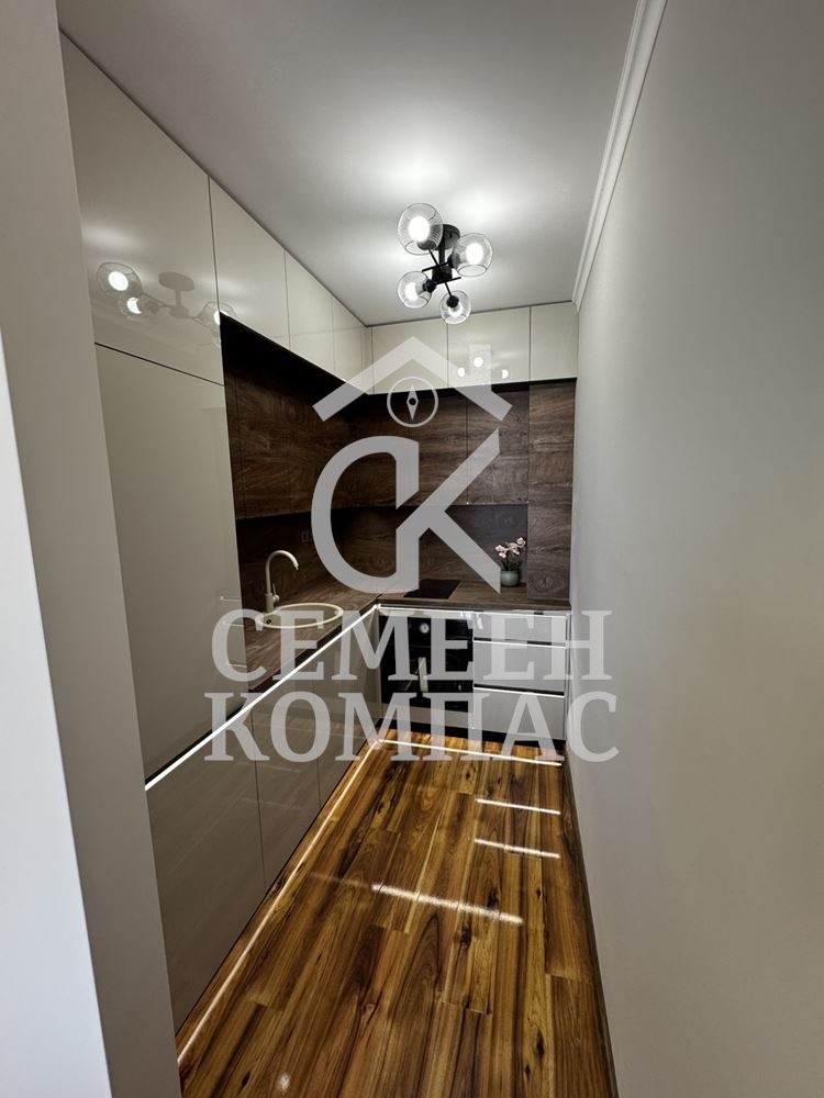 Продава 3-СТАЕН, гр. Пловдив, Съдийски
