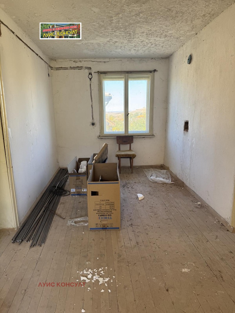 Продава КЪЩА, с. Белотинци, област Монтана, снимка 12 - Къщи - 52213072