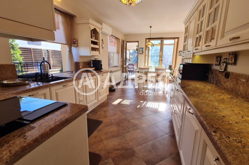 Продава КЪЩА, гр. София, гр. Банкя, снимка 8 - Къщи - 53163203