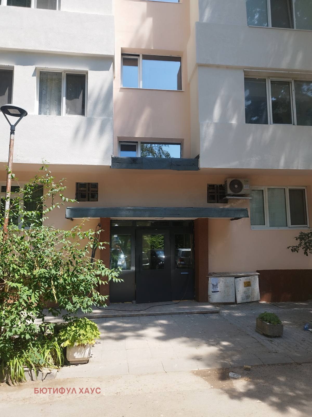Продава 2-СТАЕН, гр. София, Изток