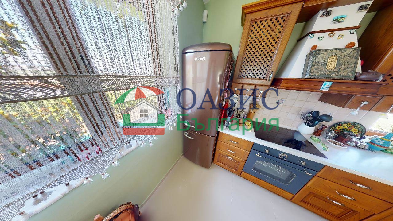 Продава КЪЩА, с. Кошарица, област Бургас, снимка 17 - Къщи - 46303954