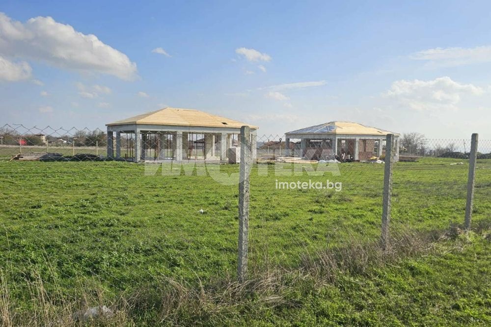Продава КЪЩА, с. Калиманци, област Варна, снимка 15 - Къщи - 55232207