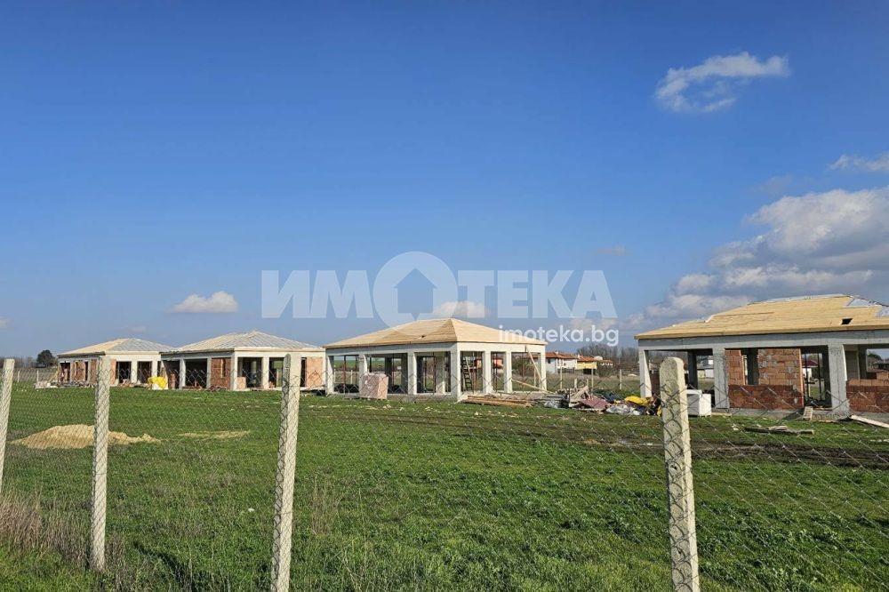 Продава КЪЩА, с. Калиманци, област Варна, снимка 14 - Къщи - 55232207