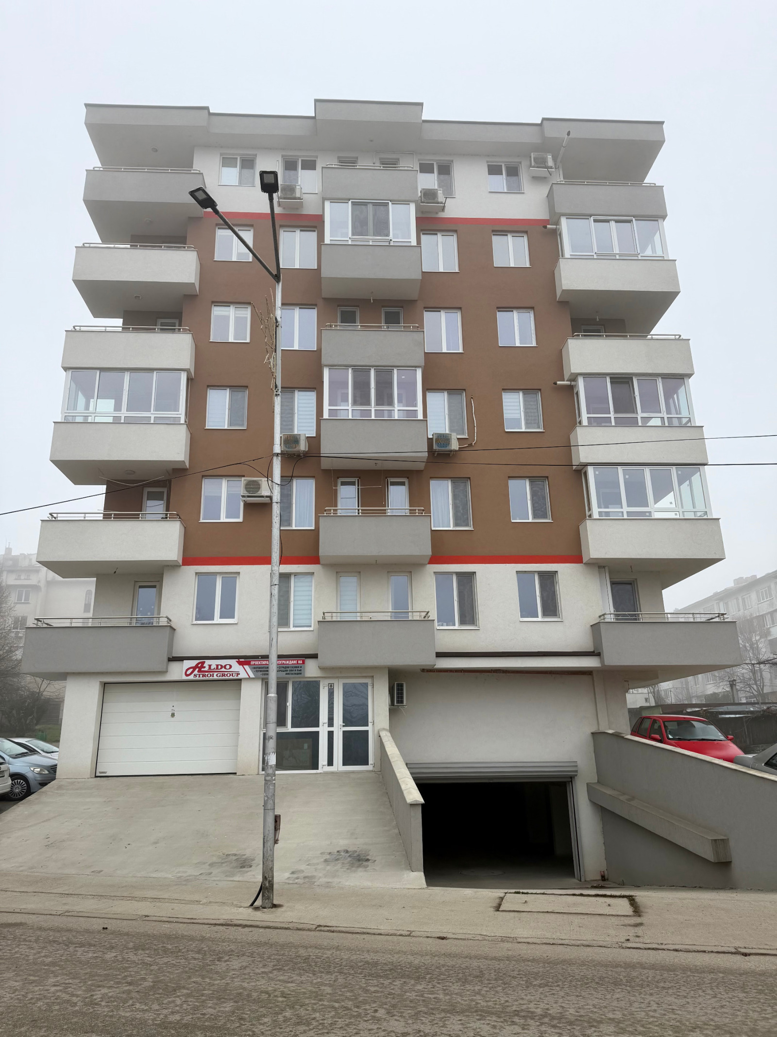 Продава ГАРАЖ, ПАРКОМЯСТО, гр. Велико Търново, Картала, снимка 3 - Гаражи и паркоместа - 54374286
