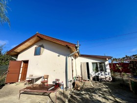 Hus Bezvoditsa, region Dobrich 10