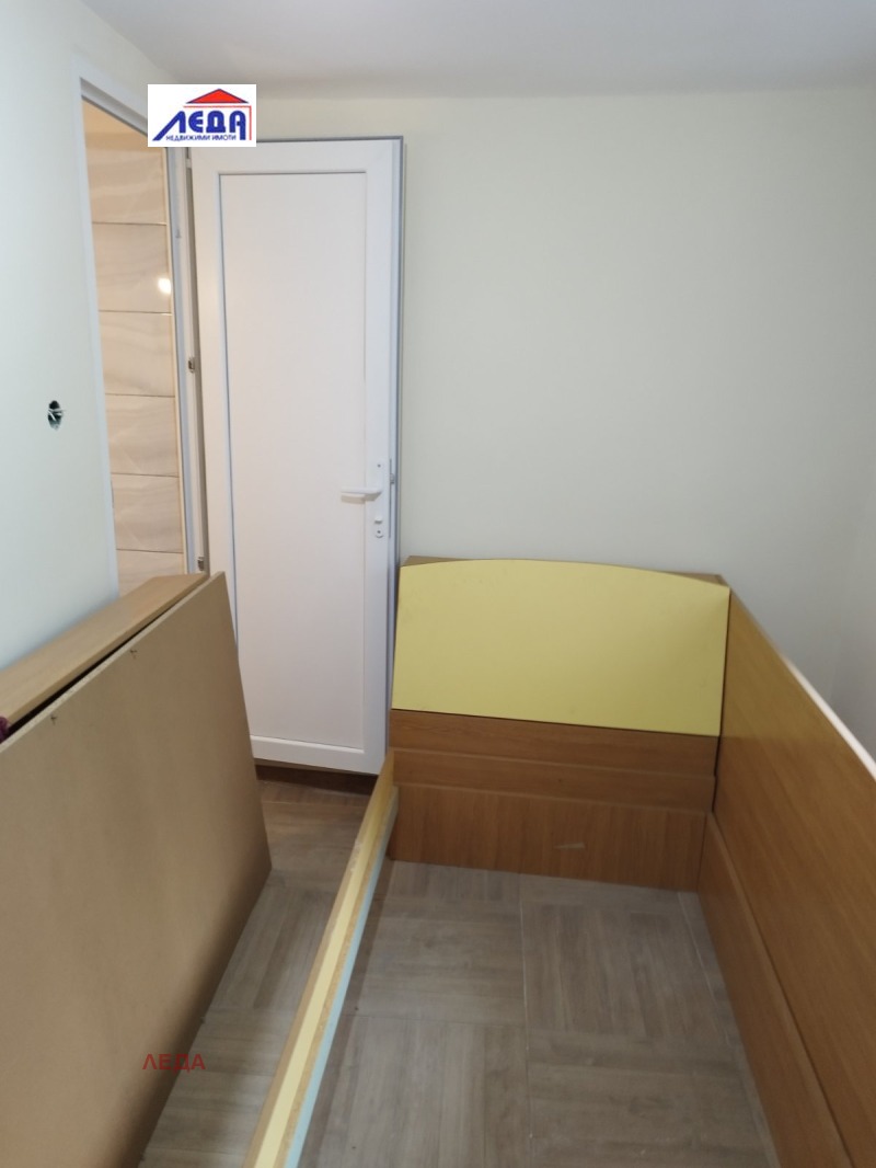 Te koop  Studio Pleven , Idealen tsentar , 15 m² | 19691532 - afbeelding [2]