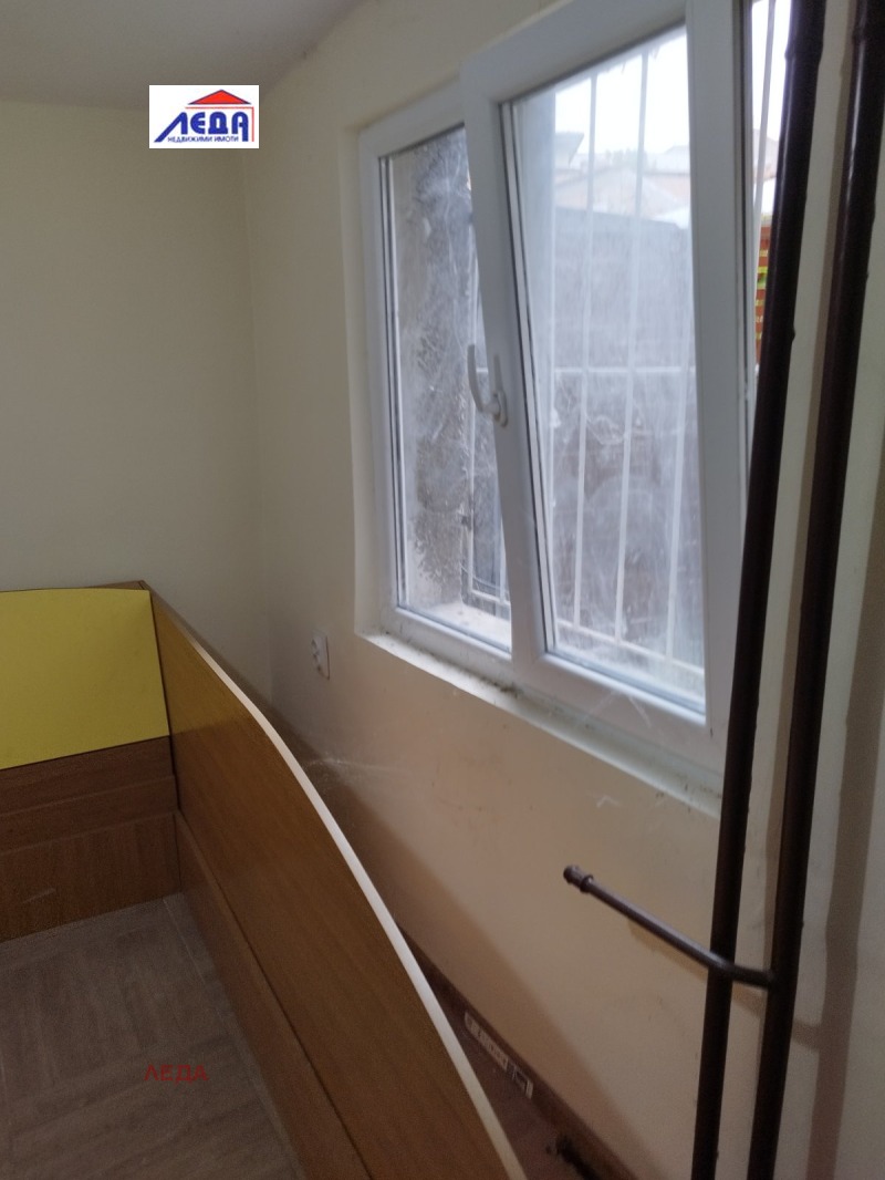 Te koop  Studio Pleven , Idealen tsentar , 15 m² | 19691532 - afbeelding [3]