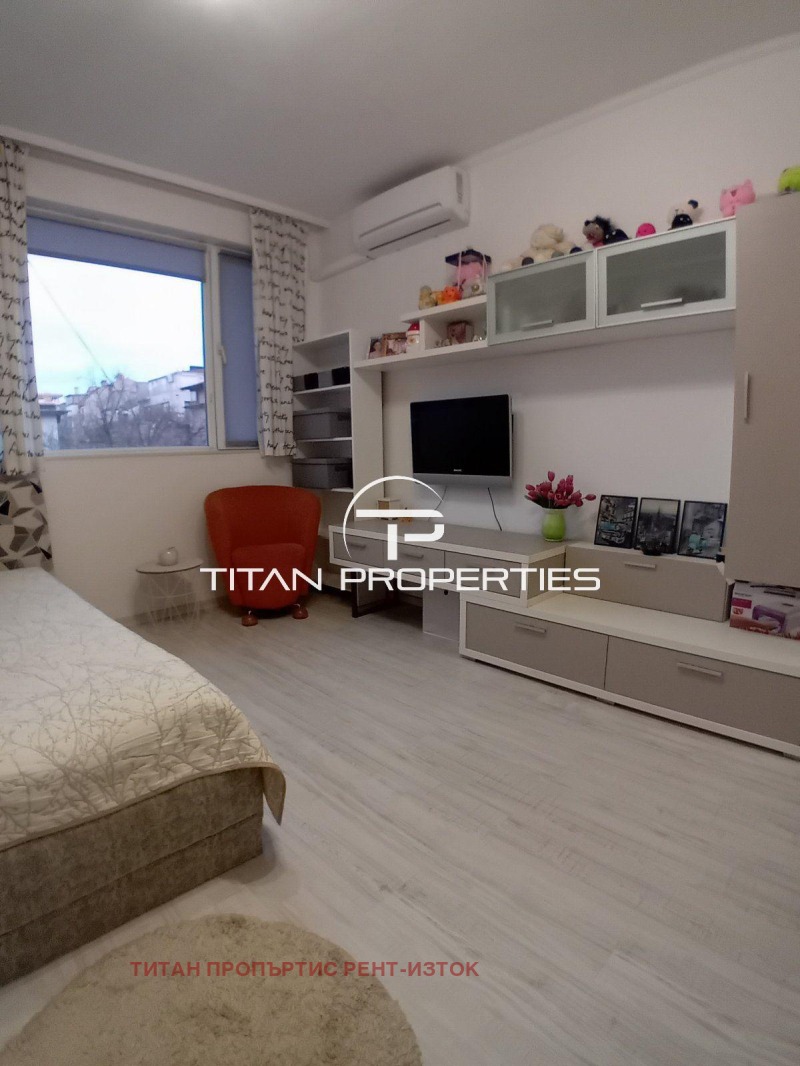 Продава МНОГОСТАЕН, гр. Бургас, Възраждане, снимка 16 - Апартаменти - 52708035