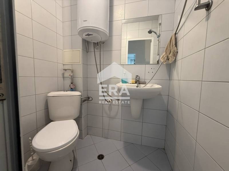 Продава ОФИС, гр. Варна, Лятно кино Тракия, снимка 5 - Офиси - 53948549