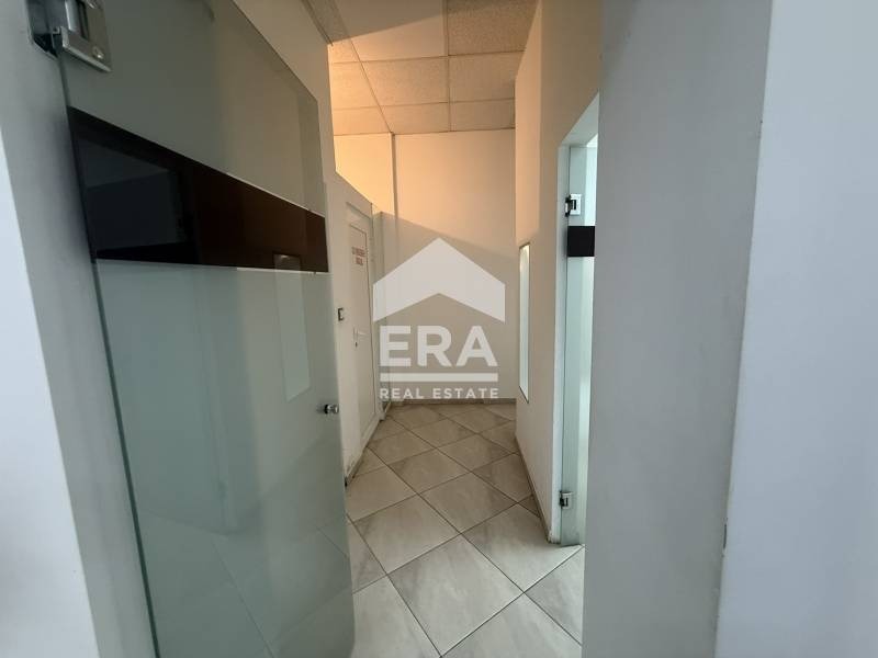 Продава ОФИС, гр. Варна, Лятно кино Тракия, снимка 13 - Офиси - 53948549