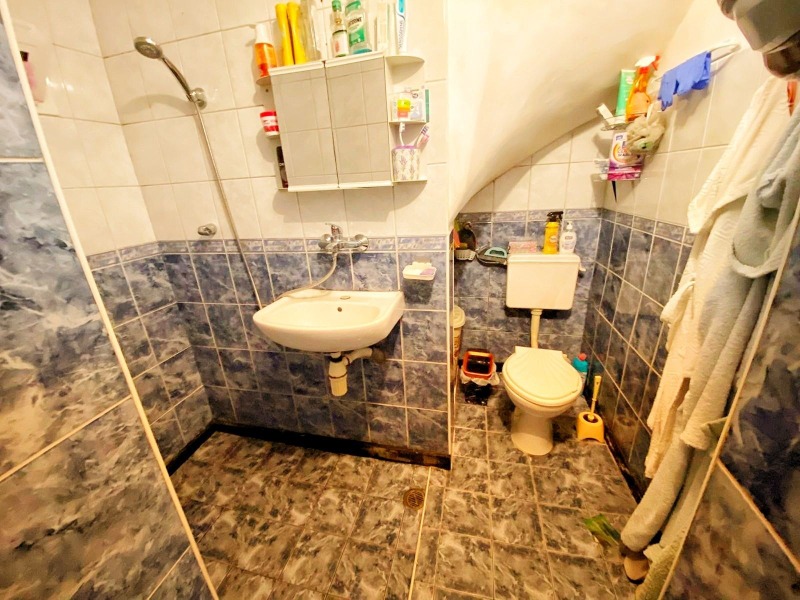 Продава  Етаж от къща област Пловдив , гр. Асеновград , 116 кв.м | 88368258 - изображение [2]
