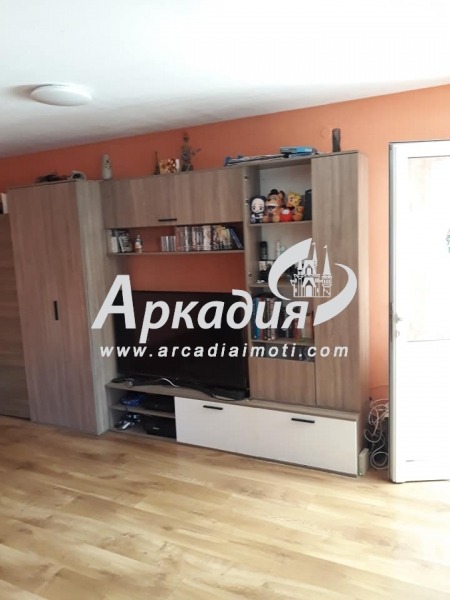 Продава КЪЩА, гр. Пловдив, Въстанически, снимка 6 - Къщи - 49197153