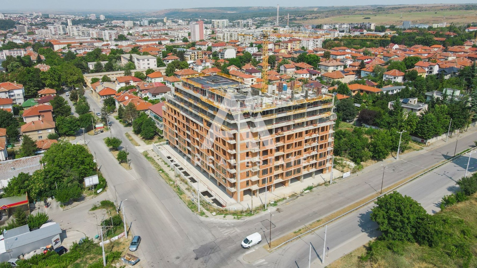 Продава МНОГОСТАЕН, гр. Плевен, Широк център, снимка 3 - Апартаменти - 54603621