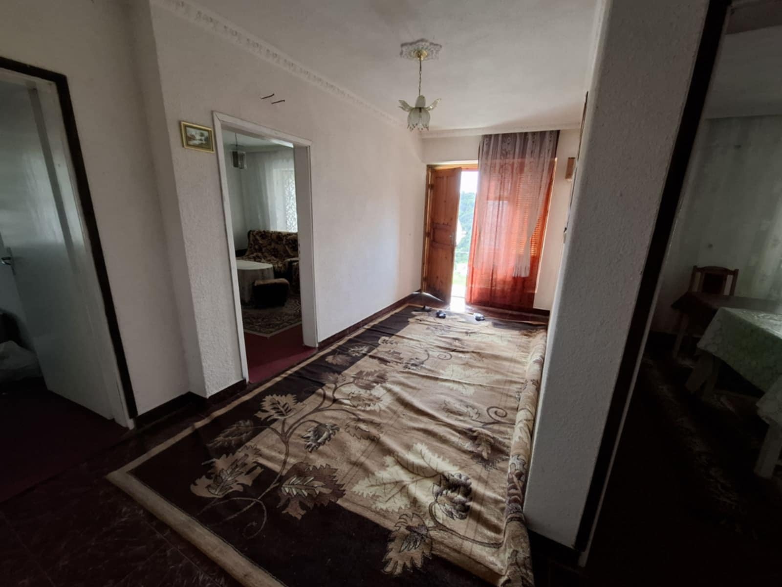 Продава ЕТАЖ ОТ КЪЩА, гр. Крумовград, област Кърджали, снимка 4 - Етаж от къща - 55591420