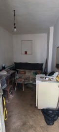 Продава КЪЩА, с. Джинчовци, област Перник, снимка 7
