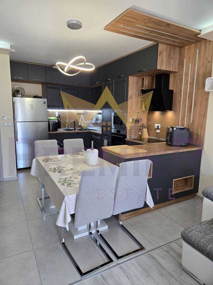 Продава 3-СТАЕН, град Варна, Бриз • 372500 € / 728546.67 лв. • 98433455 1