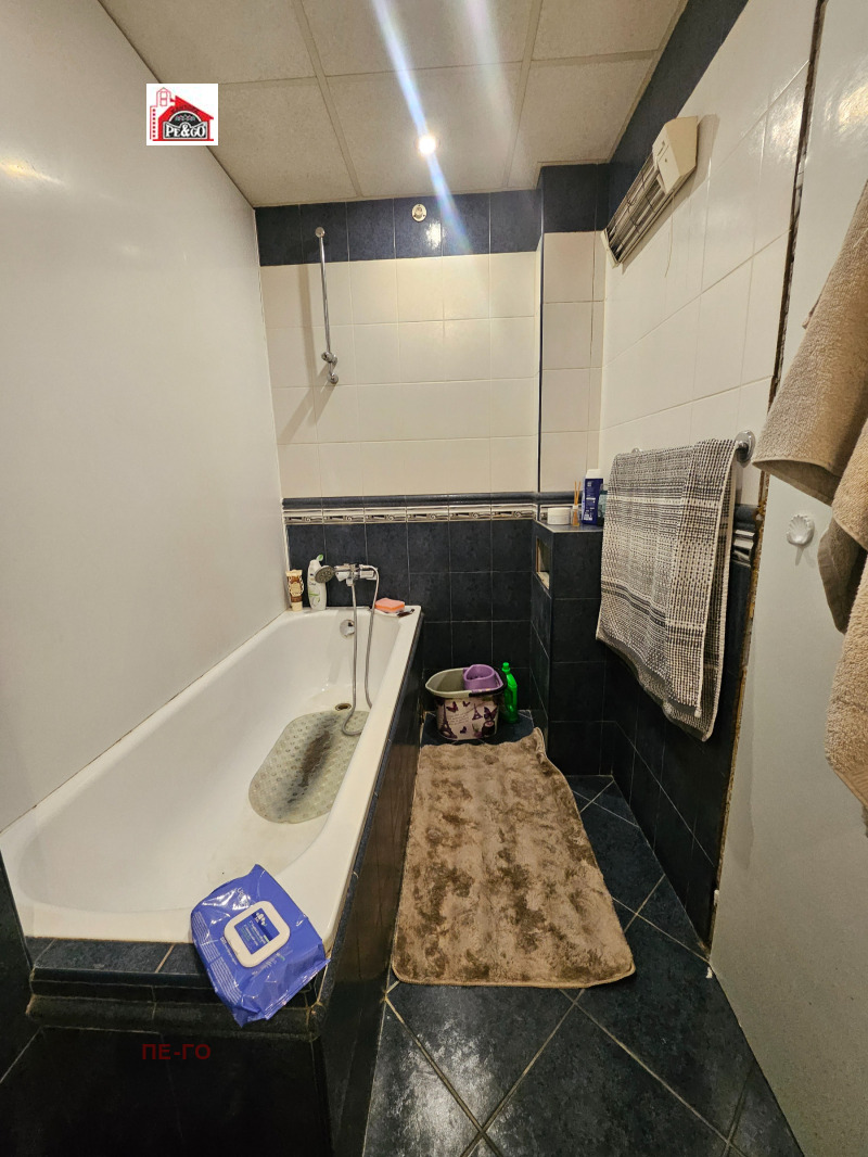 Продава 3-СТАЕН, гр. Пазарджик, Център, снимка 10 - Апартаменти - 52835434