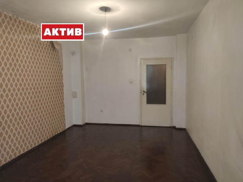 For Sale  3 bedroom Targovishte , Varosha , 108 sq.m | 63230571 - image [6]