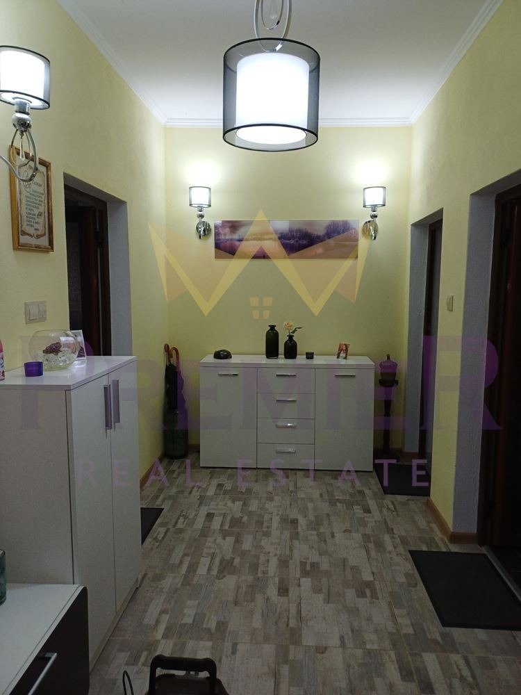 Продава КЪЩА, гр. Твърдица, област Сливен, снимка 2 - Къщи - 53152903