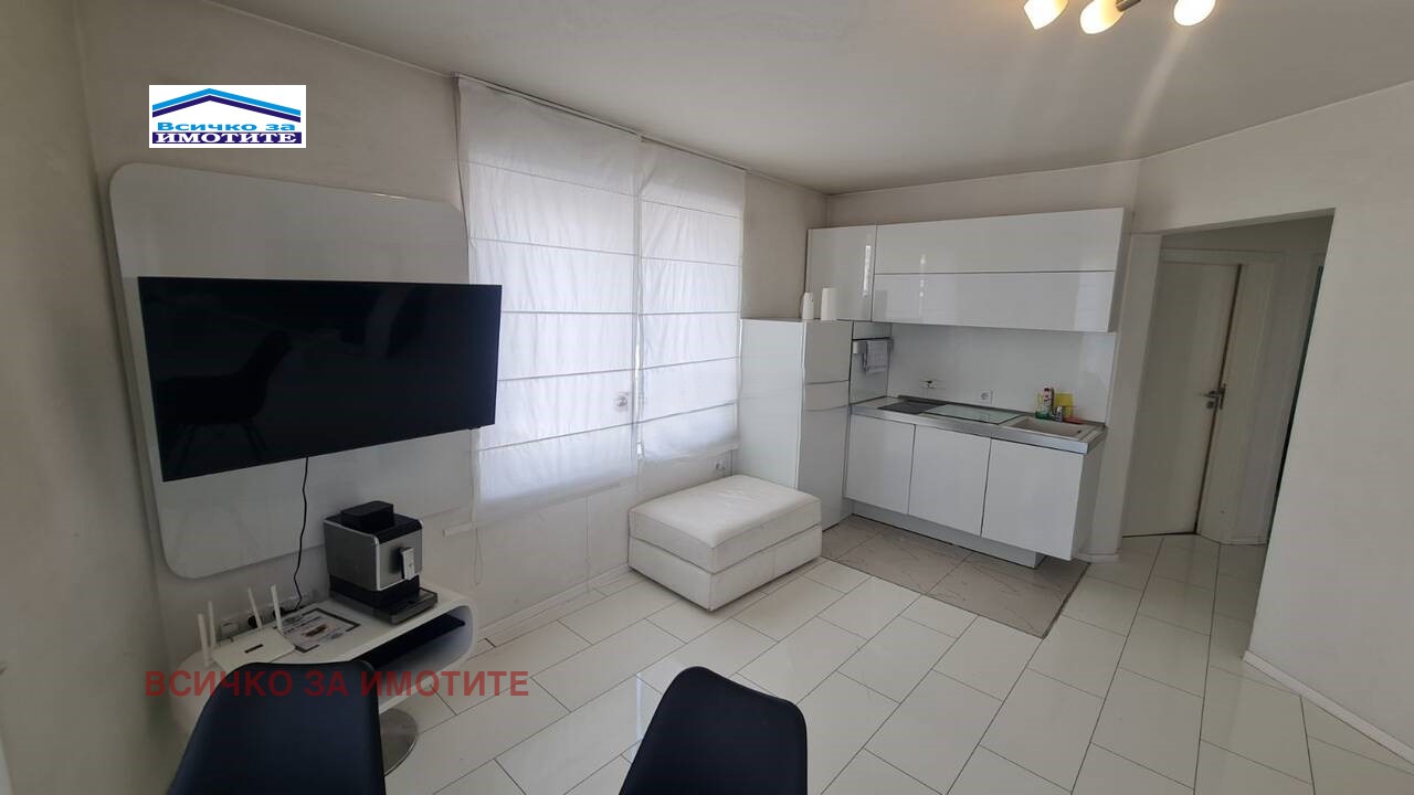 Продава 2-СТАЕН, гр. Русе, Център, снимка 2 - Апартаменти - 53862680