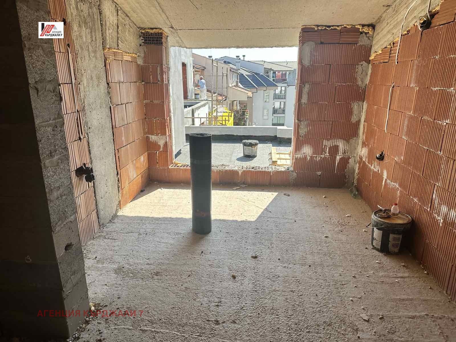 Продава МНОГОСТАЕН, гр. Кърджали, Възрожденци, снимка 13 - Апартаменти - 54533253