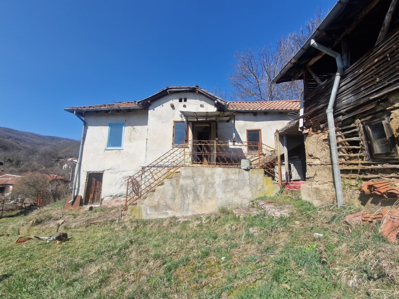 Продава КЪЩА в област Перник, с. Ръжавец - 40 кв.м / 39 990 € » 78 213.64 лв., АГЕНЦИЯ - АЛЕГРА ТРЕЙД
