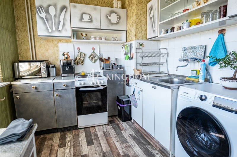 Te koop  Studio Sofia , Nadezjda 1 , 46 m² | 36412408 - afbeelding [6]