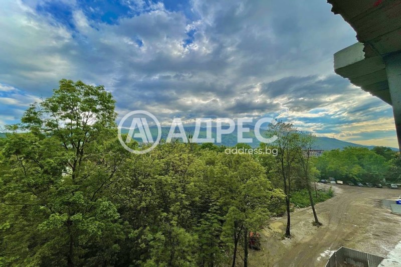 Na prodej  1 ložnice Sofia , Malinova dolina , 77 m2 | 22426061 - obraz [3]