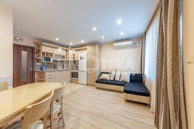 En venta  1 dormitorio Varna , Gratska majala , 72 metros cuadrados | 48915875 - imagen [3]