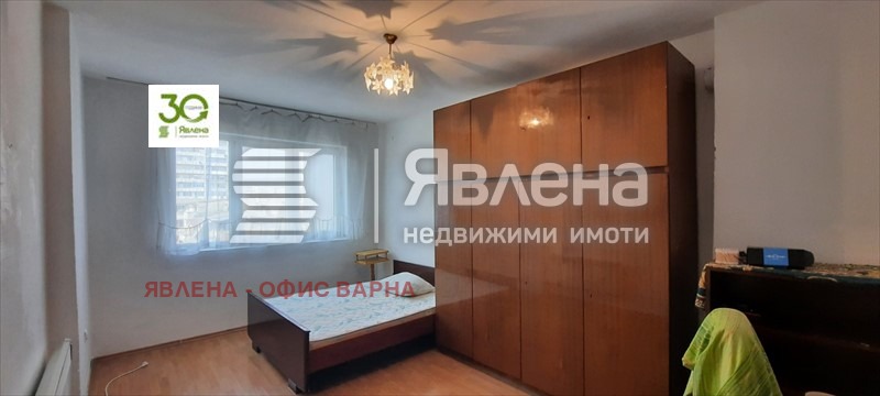 Продава 4-СТАЕН, гр. Варна, Централна поща, снимка 1 - Aпартаменти - 47585543