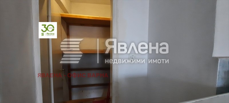 Продава 4-СТАЕН, гр. Варна, Централна поща, снимка 5 - Aпартаменти - 47585543