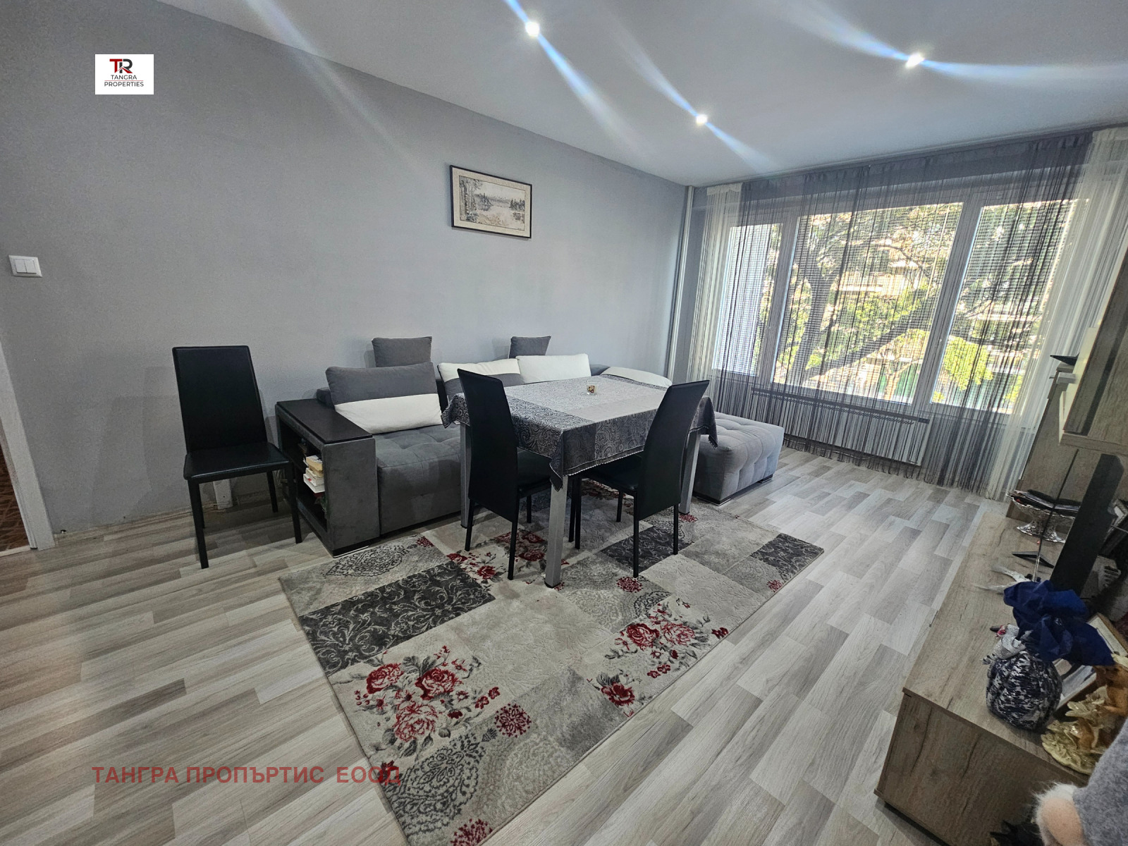 Продава 3-СТАЕН, гр. Перник, Пригаров район, снимка 2 - Апартаменти - 55994802